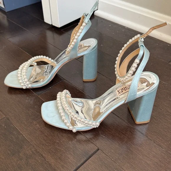 WORN ONCE Badgley Mischka Feisty Pearl Block Heels - Picture 10 of 15